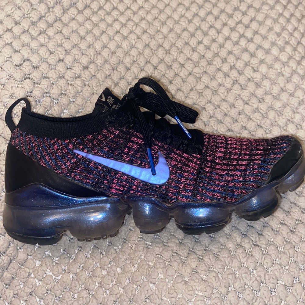 Nike vapor max women’s size 6